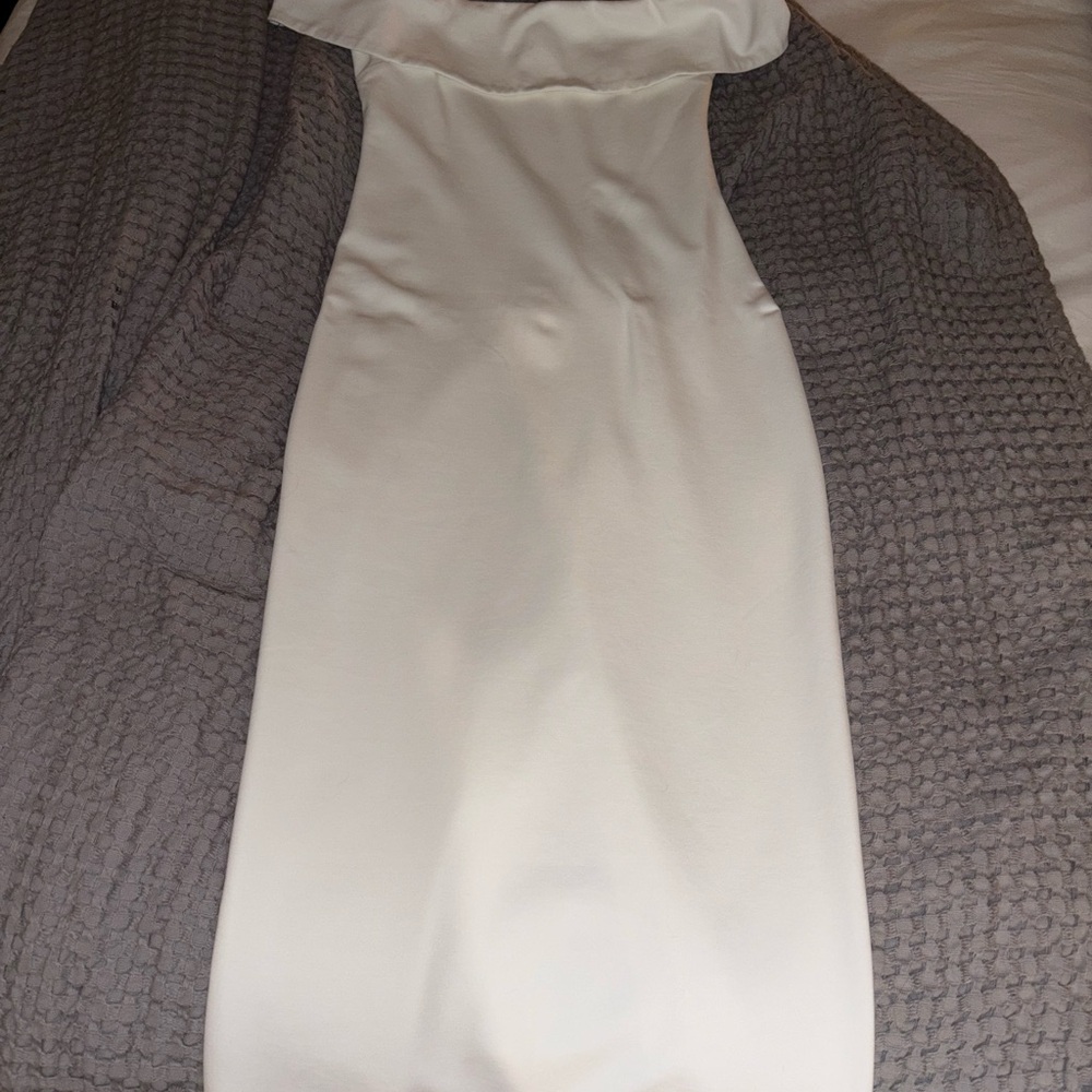 REVOLVE Strapless Cream Dress